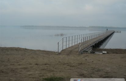 Строительство пирса на озере Отрадное